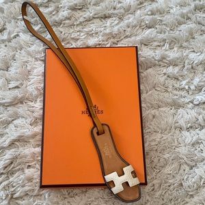 Hermès Hermes Oran Nano Charm White Cream New Nata